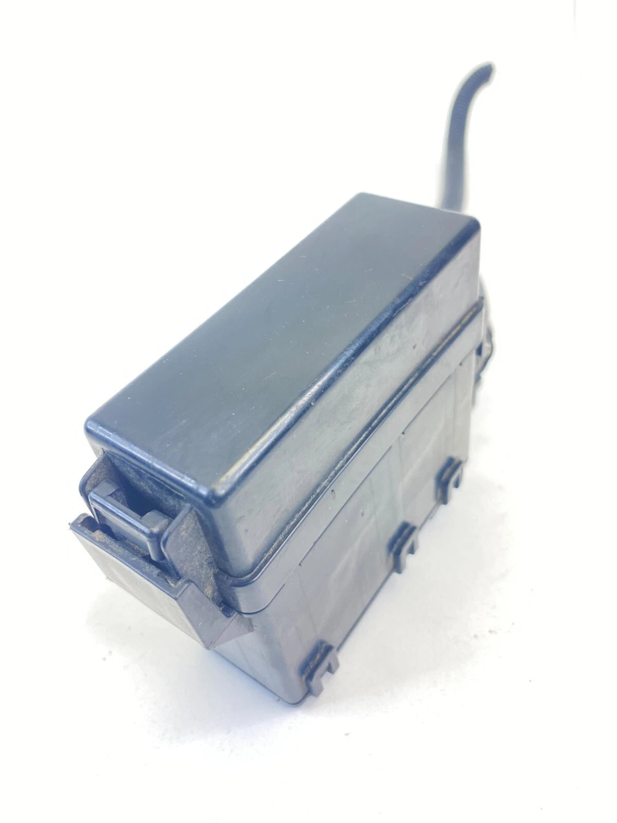 2012-2019 NISSAN VERSA 1.6L SEDAN ENGINE FUSE BOX RELAY JUNCTION 24372-1HK0A OEM