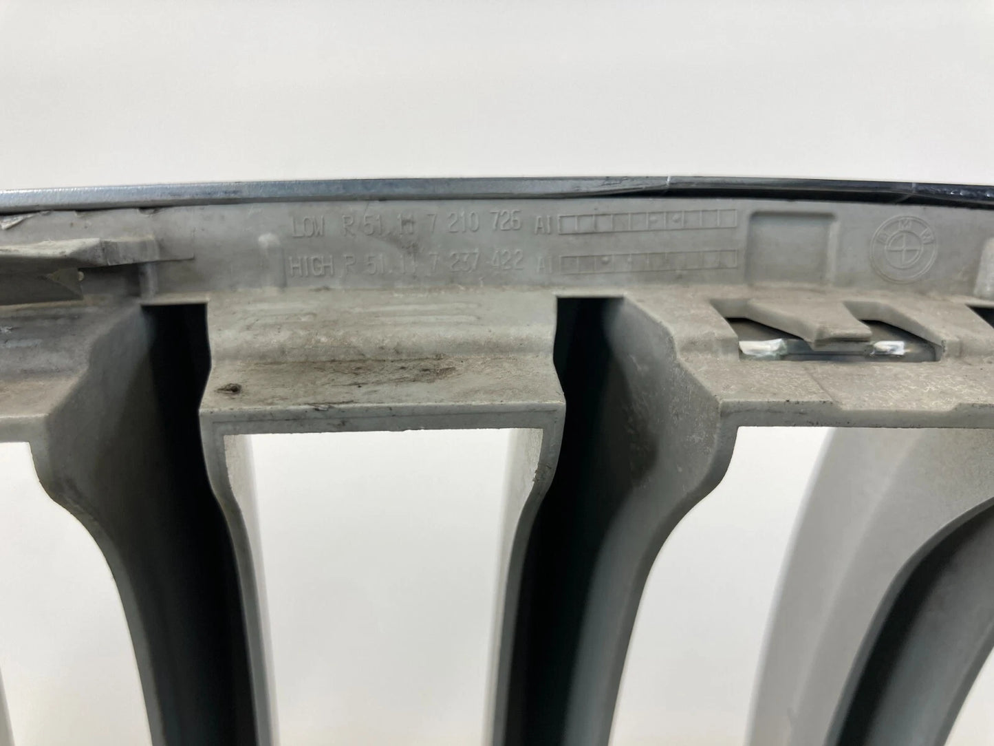 2011-2014 BMW X3 FRONT BUMPER RIGHT KIDNEY GRILL GRILLE TRIM 51-11-7-237-422
