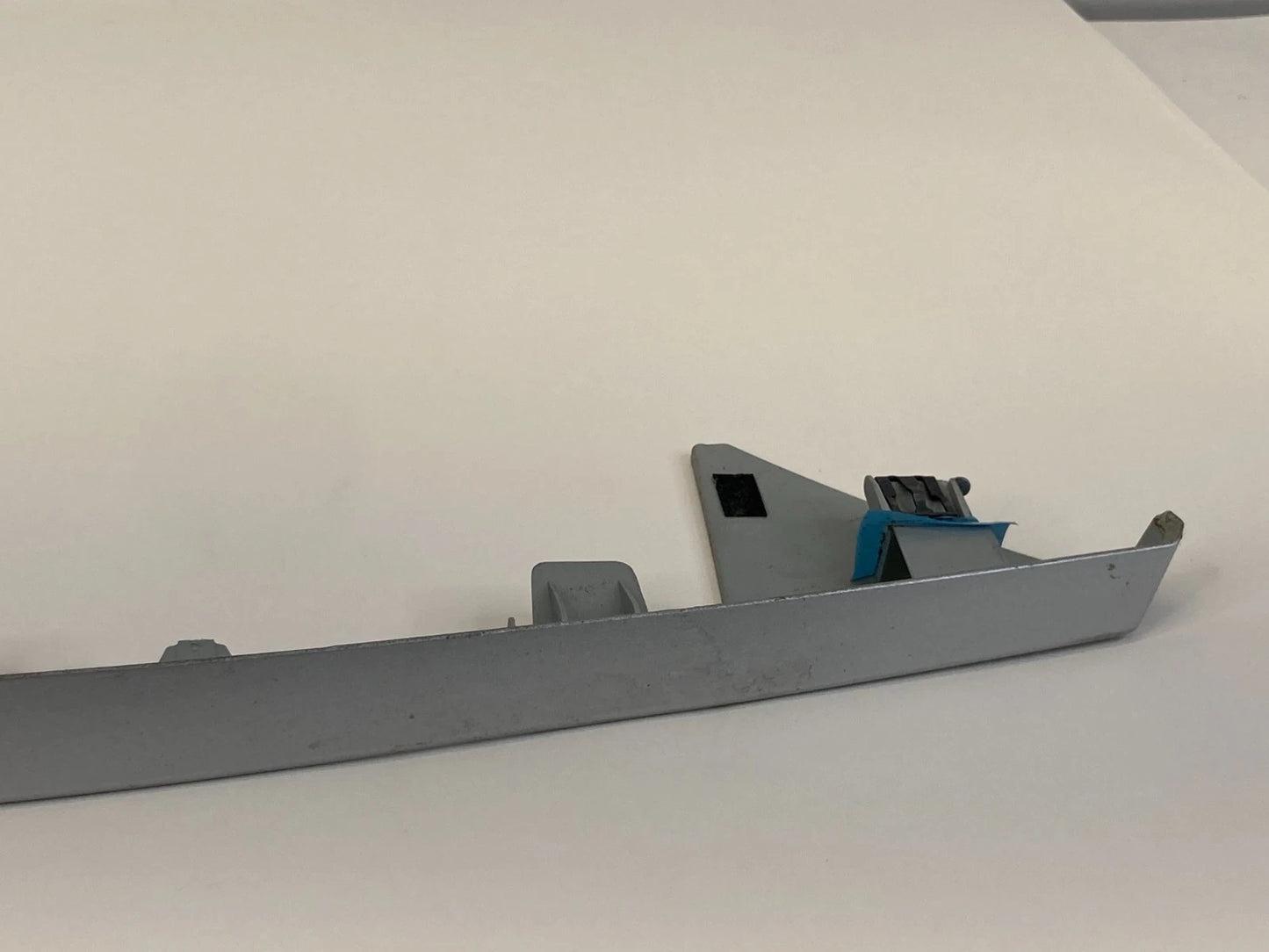 13-15 FORD EXPLORER INTERCEPTOR UTILITY RIGHT SIDE CENTER DASH MOLDING BEZEL OEM