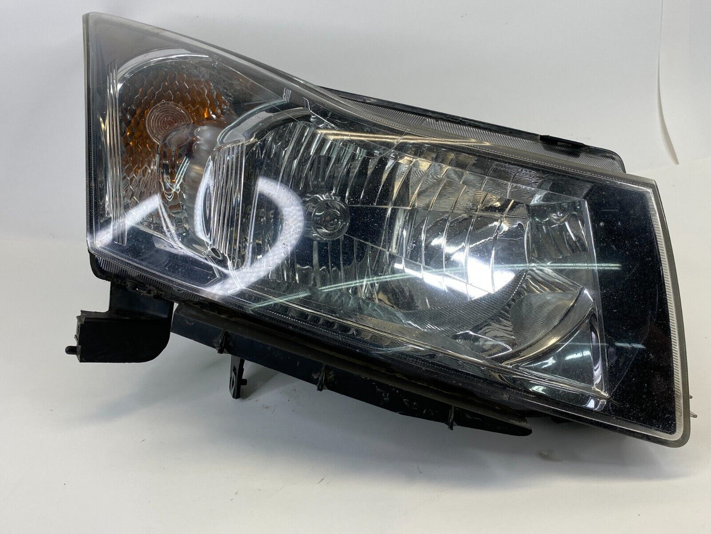 2011-2015 Chevrolet Chevy Cruze Front Right Headlight Headlamp Assembly OEM