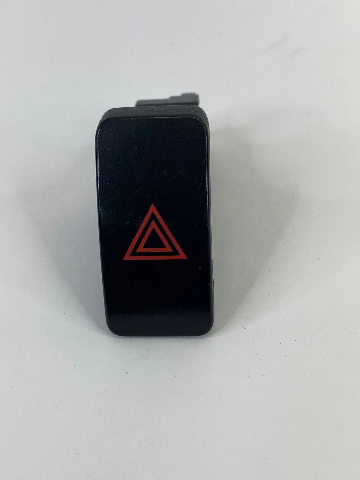 2009-2013 TOYOTA COROLLA EMERGENCY HAZARD LIGHT CONTROL SWITCH BUTTON 15B424 OEM