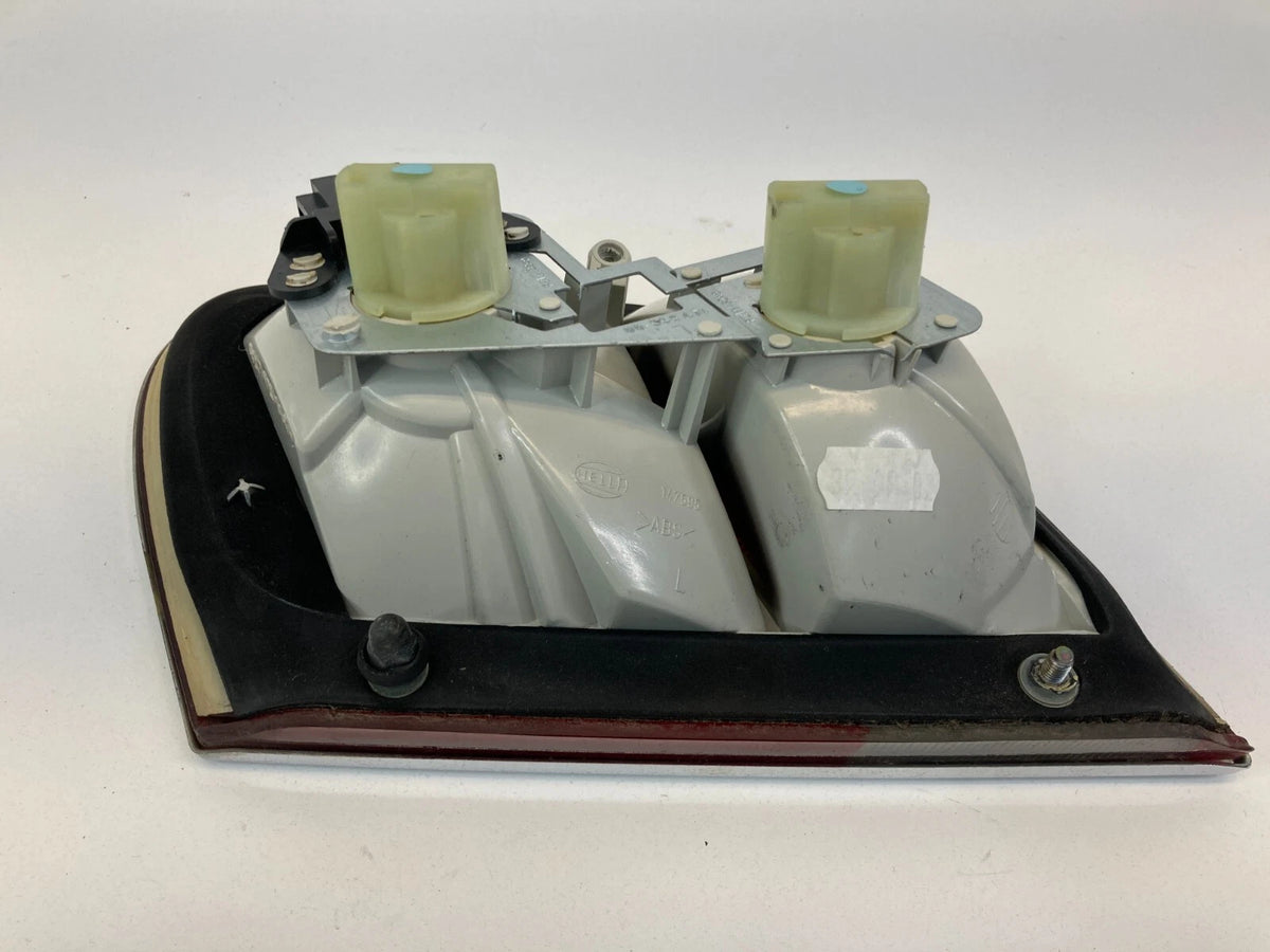 99-03 MERCEDES-BENZ CLK430 REAR LEFT INNER TRUNK TAILLIGHT LAMP 2088201164 OEM