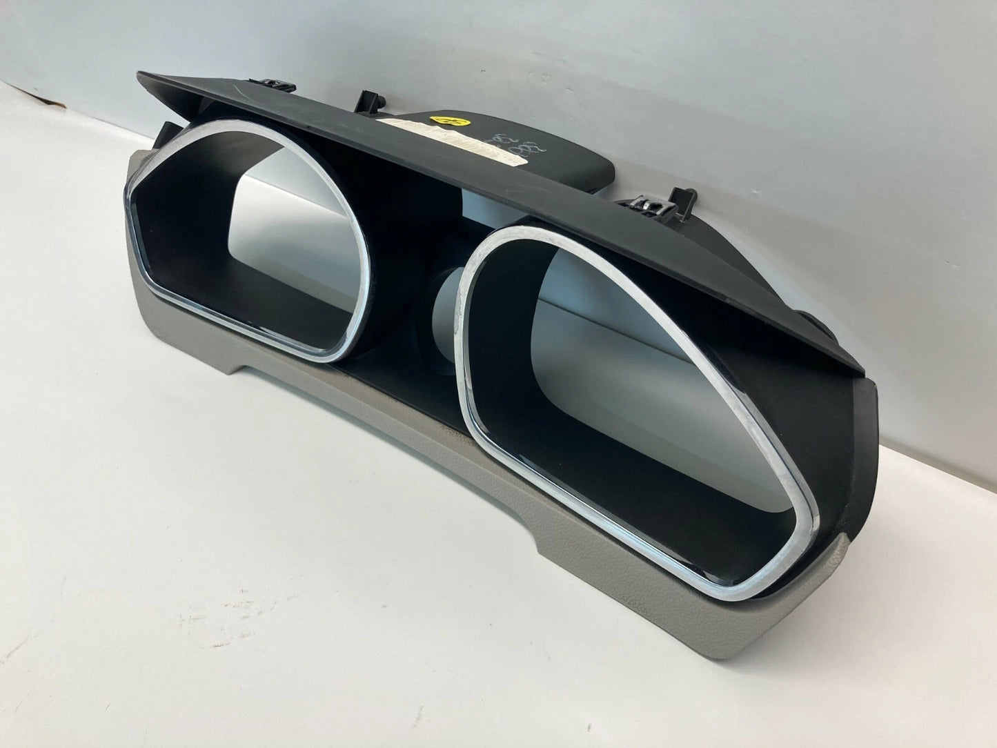 2009-2012 CHEVROLET TRAVERSE DASH SPEEDOMETER CLUSTER BEZEL TRIM 20791291 OEM