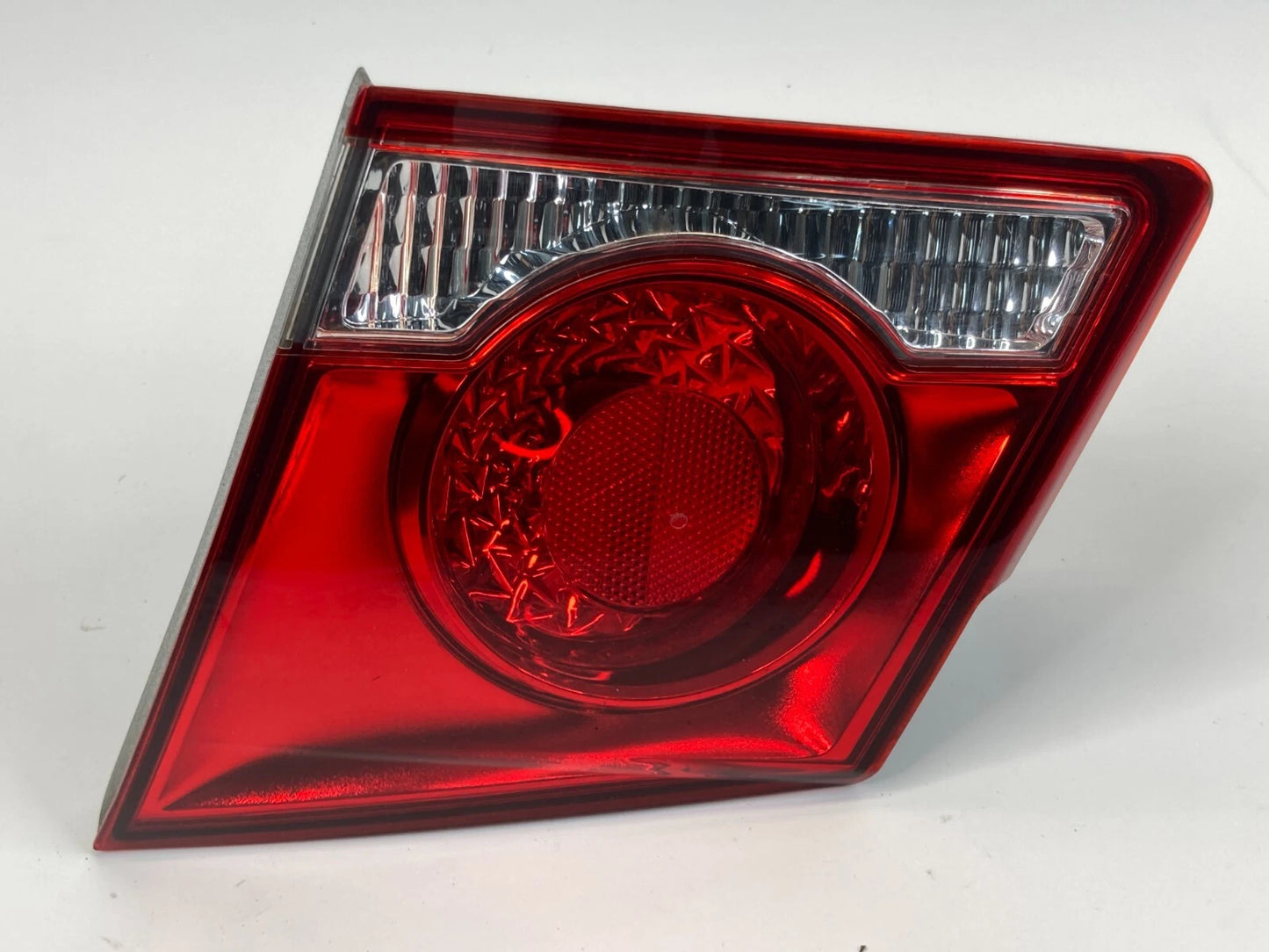 11-16 CHEVROLET CRUZE REAR RIGHT SIDE TRUNK TAIL LIGHT INNER TAILLIGHT LAMP OEM