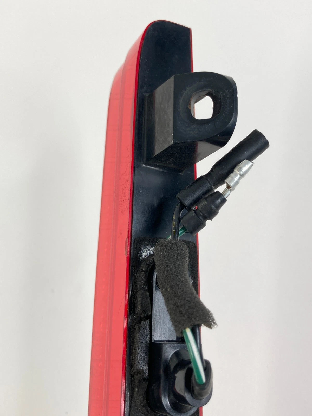 2003-2007 HONDA ACCORD COUPE REAR HIGH MOUNT LAMP 3RD THIRD BRAKE STOP LIGHT OEM