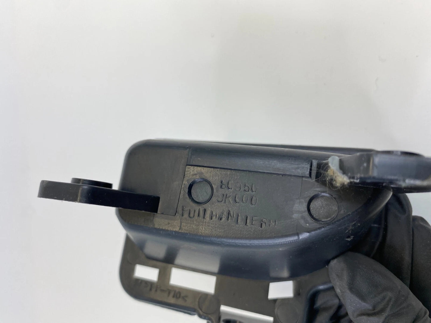 2007-2008 INFINITI G35 REAR RIGHT SIDE INTERIOR DOOR PULL HANDLE 80950-JK000 OEM