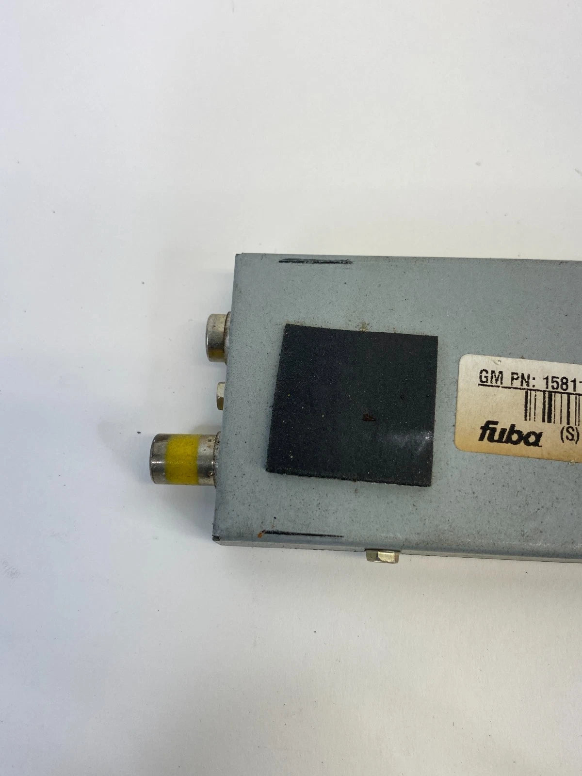2004-2009 CADILLAC SRX RADIO AUDIO ANTENNA SIGNAL AMPLIFIER MODULE 28032378 OEM