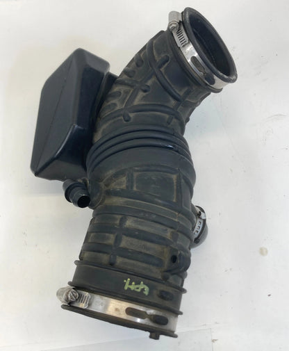 2004 FORD EXPLORER 4.0L A/T AIR CLEANER RESONATOR HOSE DUCT TUBE OEM