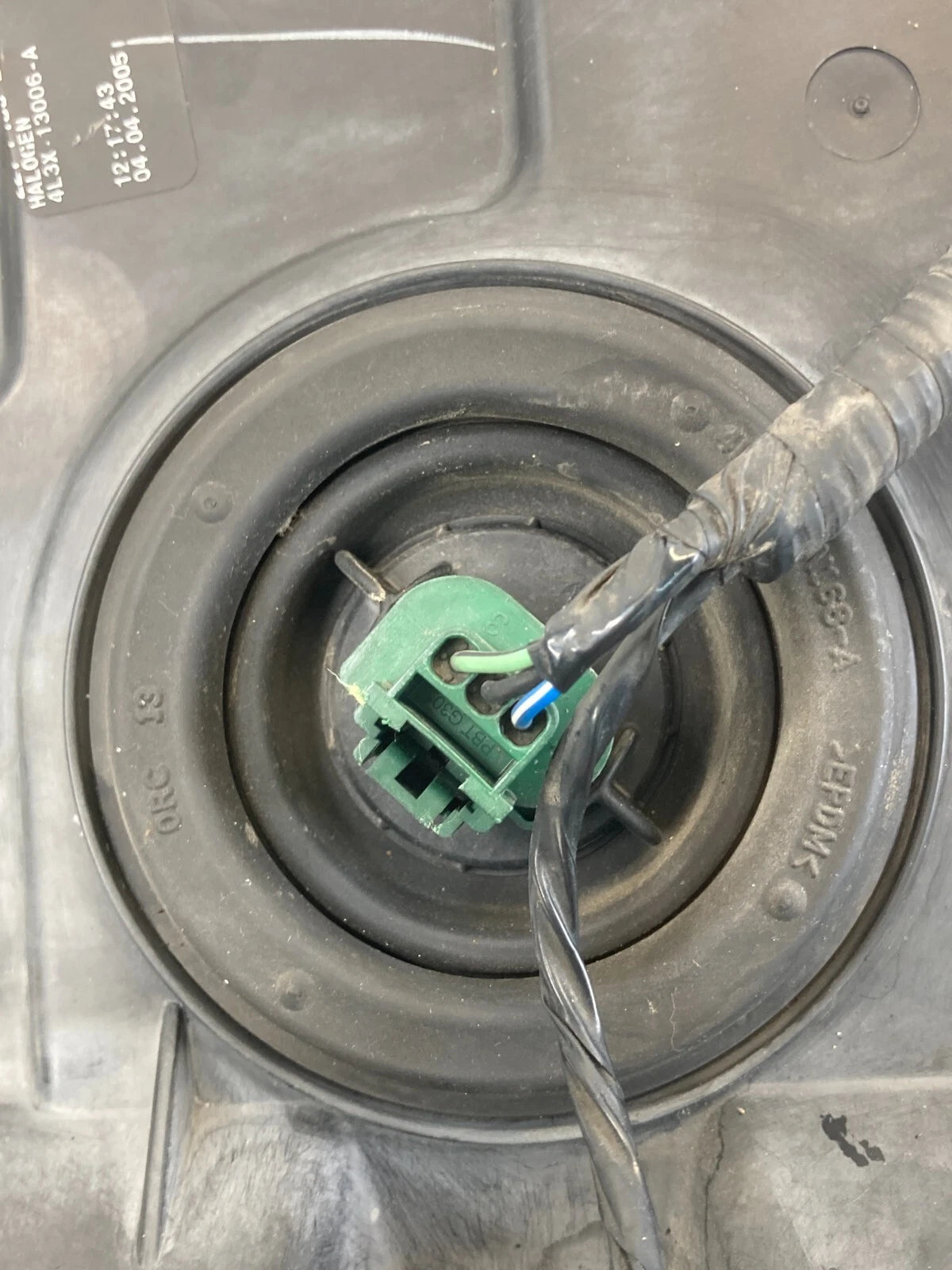 2004-2008 FORD F-150 LEFT DRIVER HEADLIGHT LIGHT HEADLAMP HALOGEN 44ZH-1640D OEM