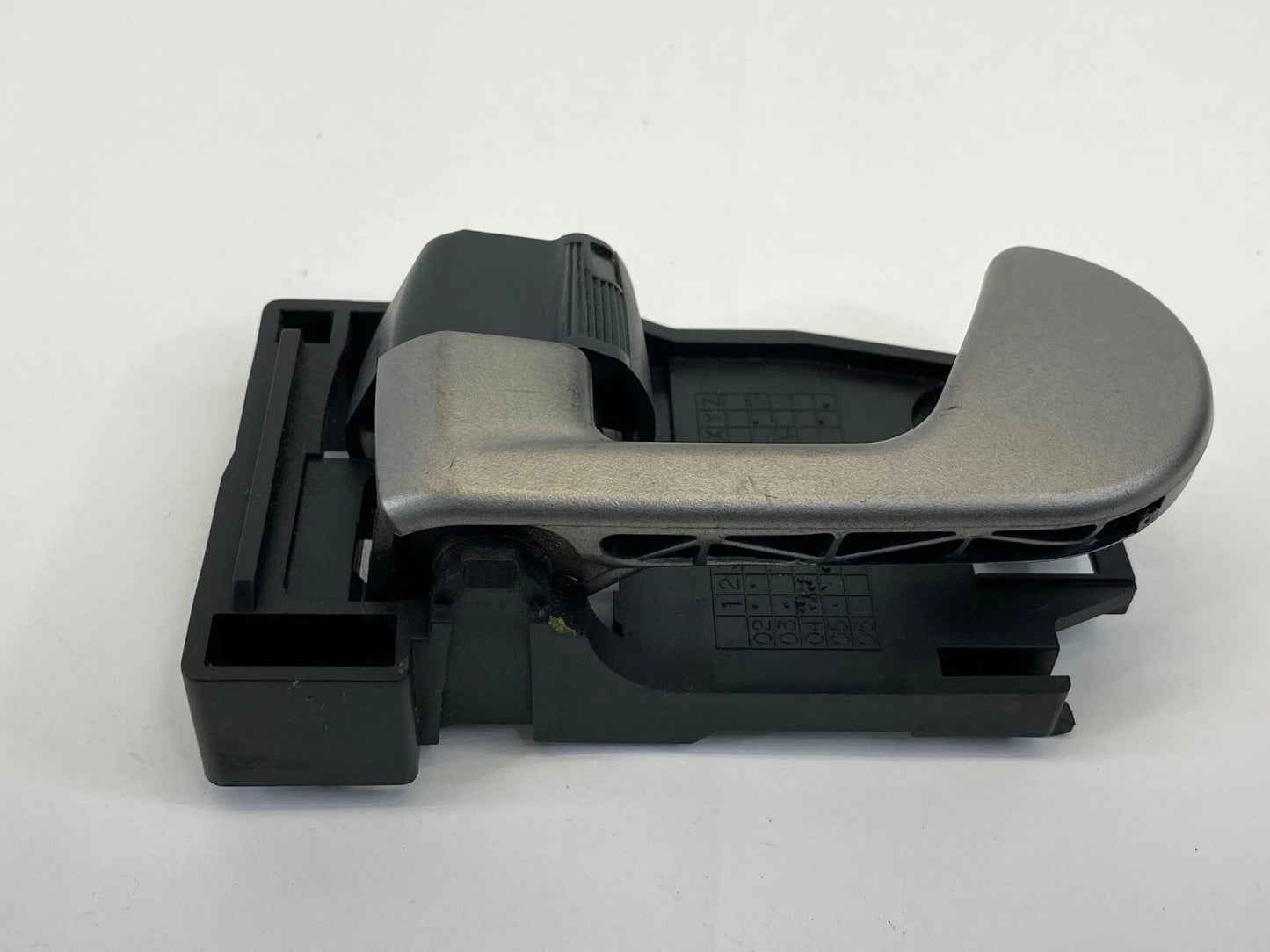 2008-2012 MITSUBISHI GALANT FRONT LEFT DRIVER SIDE INTERIOR DOOR HANDLE MR970139