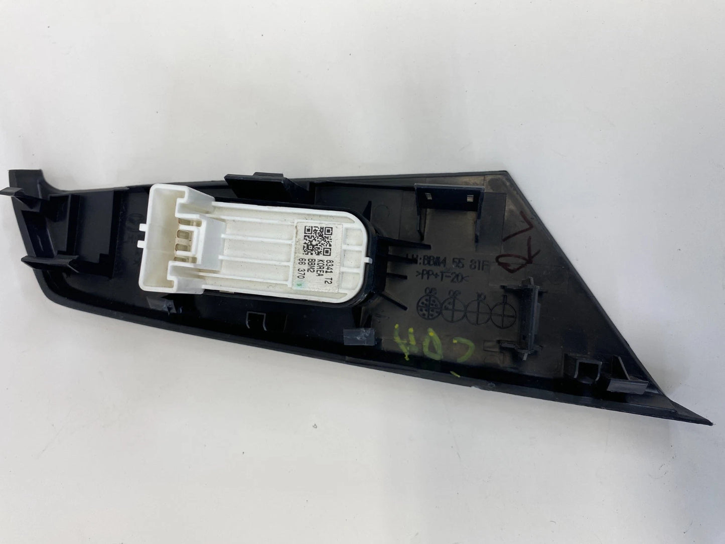 2010-2012 MAZDA 3 SEDAN REAR LEFT SIDE POWER WINDOW CONTROL SWITCH W/ BEZEL OEM