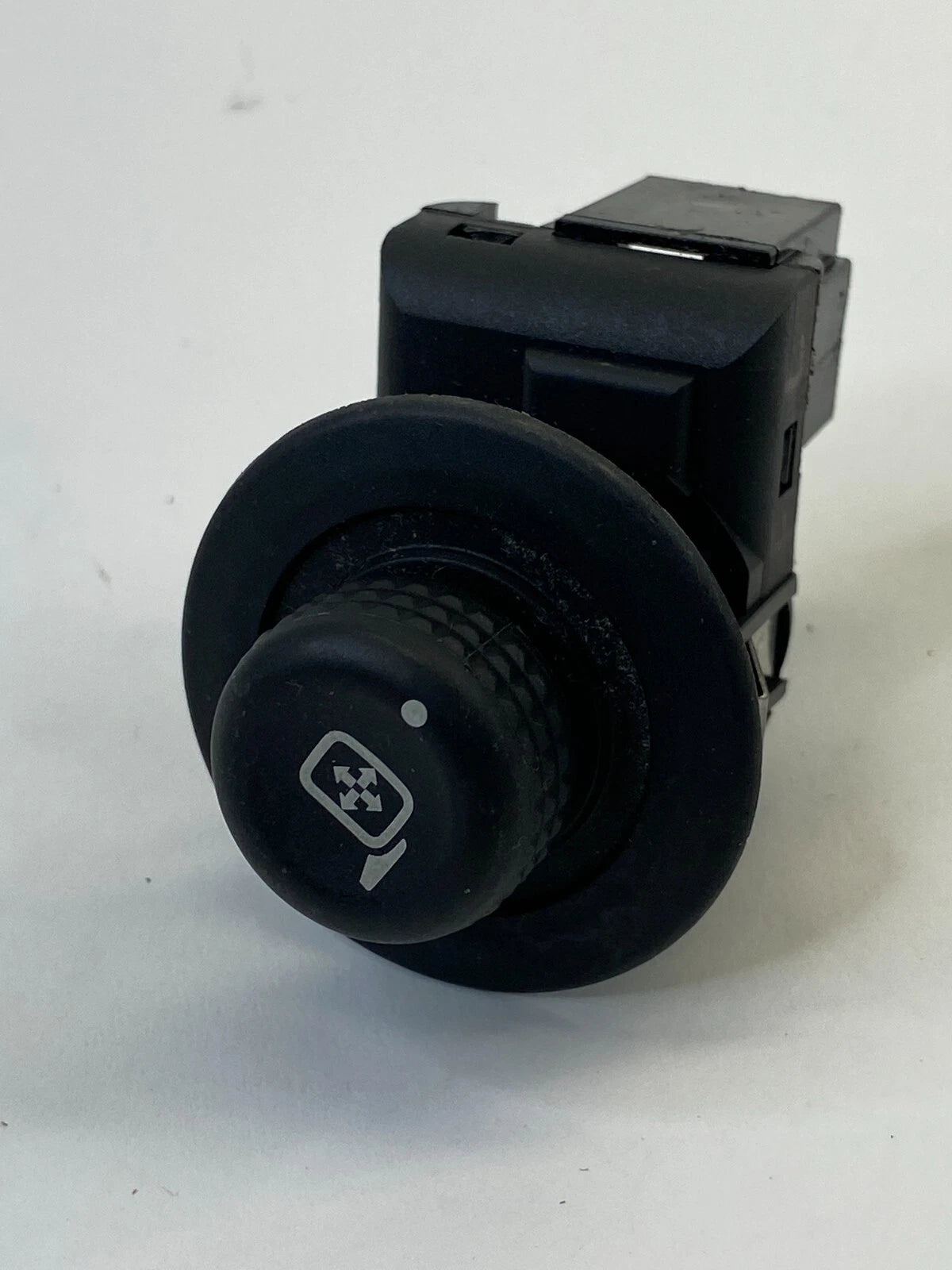 2006-2012 FORD FUSION FRONT LEFT DOOR POWER MIRROR CONTROL SWITCH 9L3T-17B676-AA
