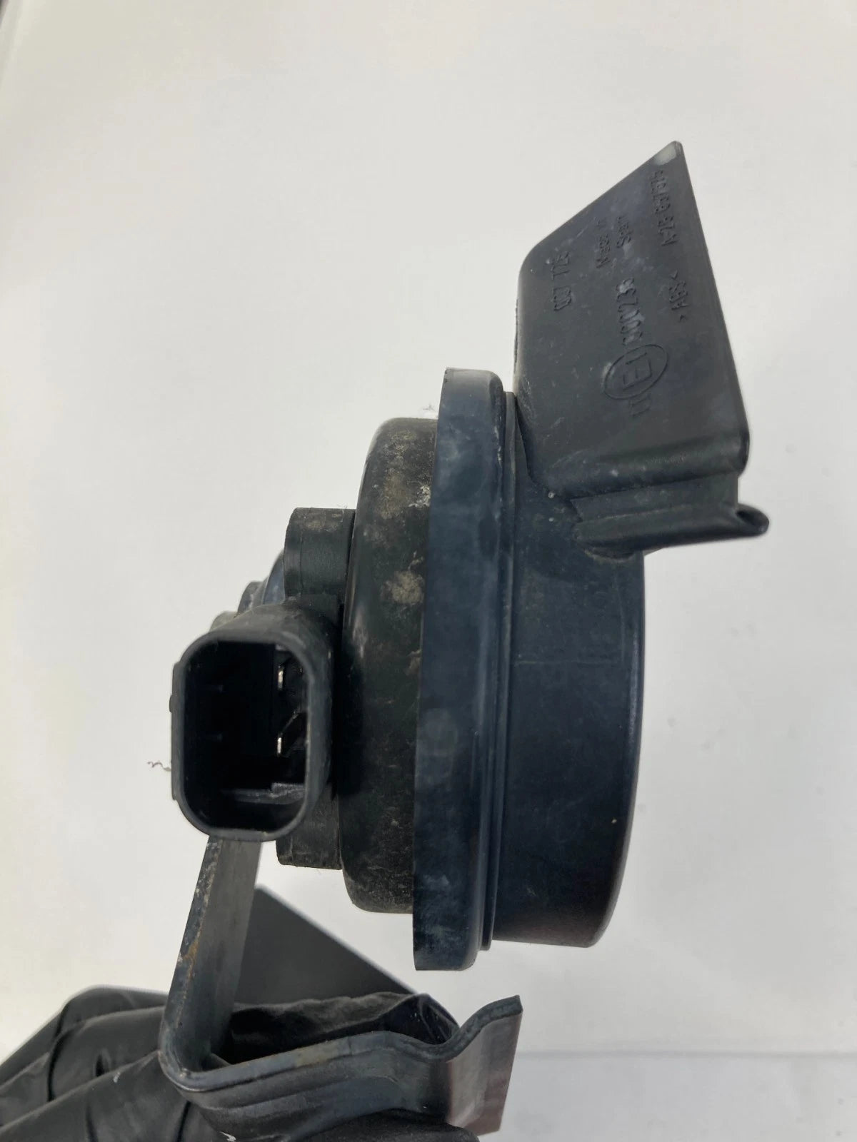 2003-2009 SAAB 9-3 HIGH TONE HORN SIGNAL ALARM NOTE A28657625 OEM