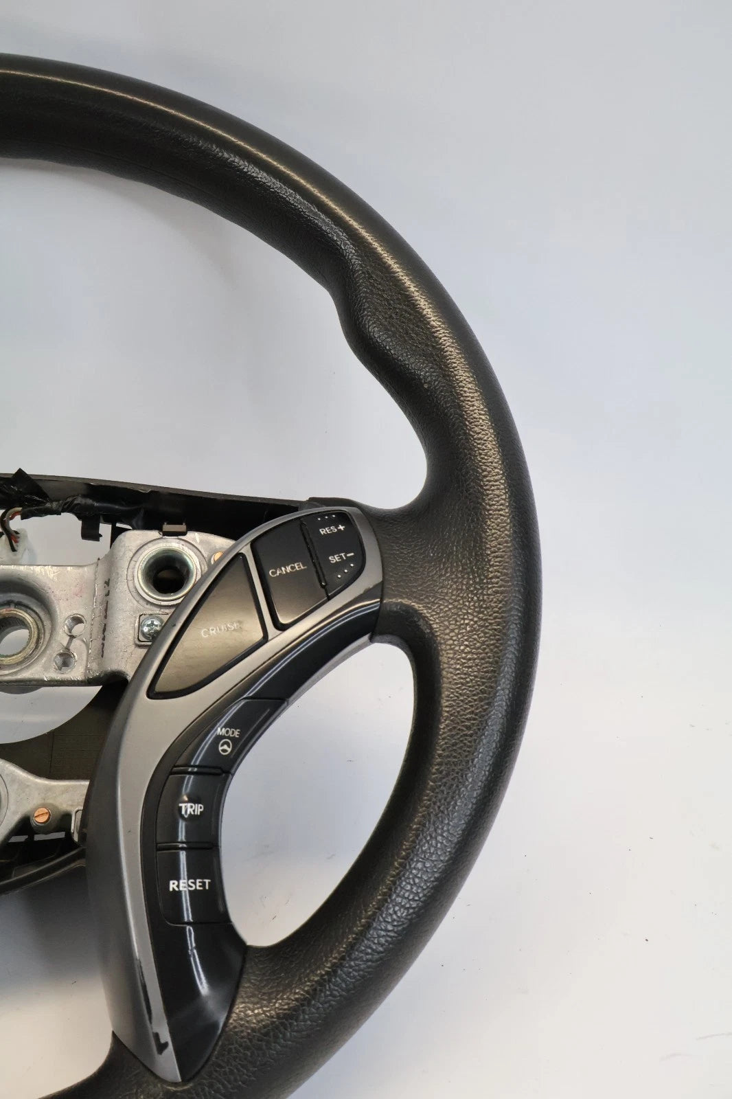 2014-2016 HYUNDAI ELANTRA DRIVER STEERING WHEEL W/ CRUISE CONTROL SWITCHES OEM
