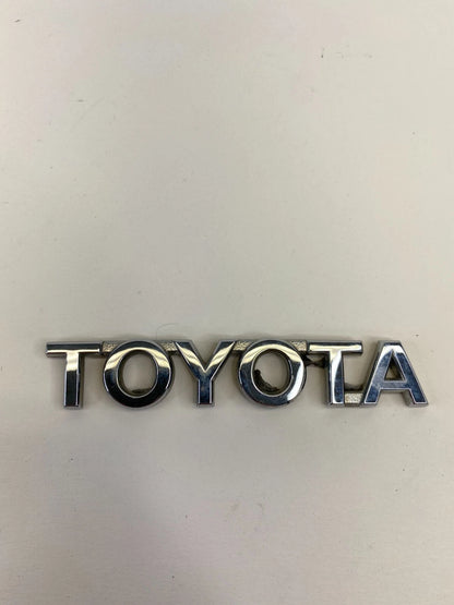 2006-2012 TOYOTA RAV4 BACK DOOR TOYOTA LOGO EMBLEM NAMEPLATE OEM