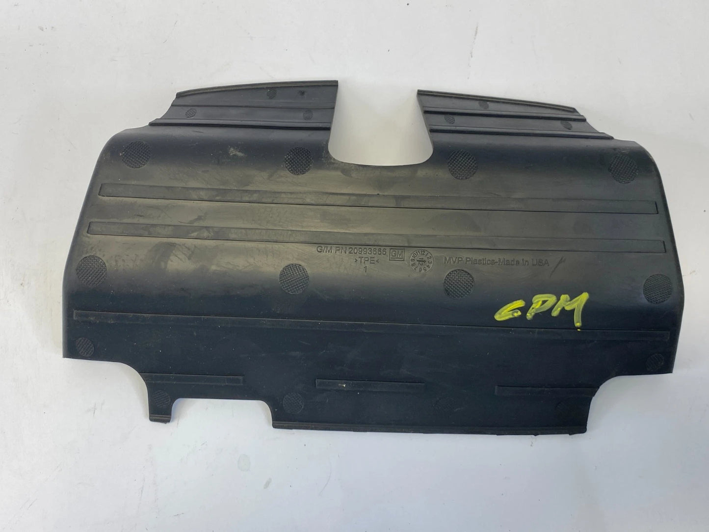 2013-2017 CHEVROLET TRAVERSE CENTER DASH STORAGE COMPARMENT RUBBER MAT 20993666