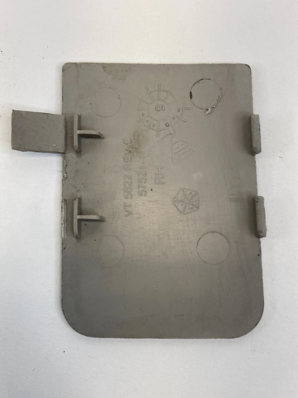 05-07 JEEP GRAND CHEROKEE INTERIOR RIGHT PASSENGER COVER CAP TRIM VT5822 57521