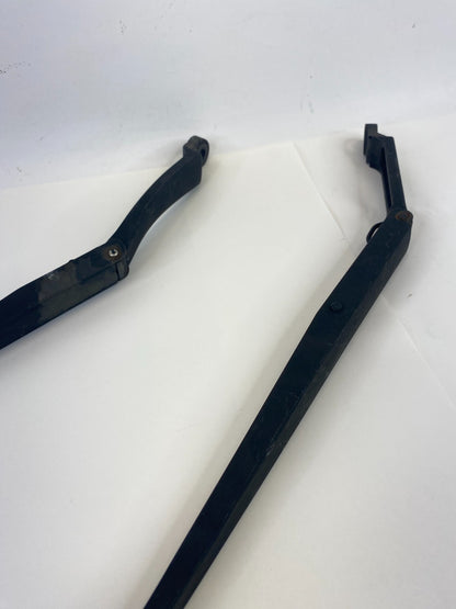 05 06 07 08 09 10 Kia Sportage Windshield Front Left & Right Wiper Arm OEM