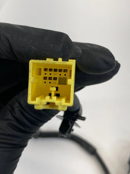 2012-2017 Kia Rio Front Right Passenger Seat Belt Buckle 888401W510HU OEM