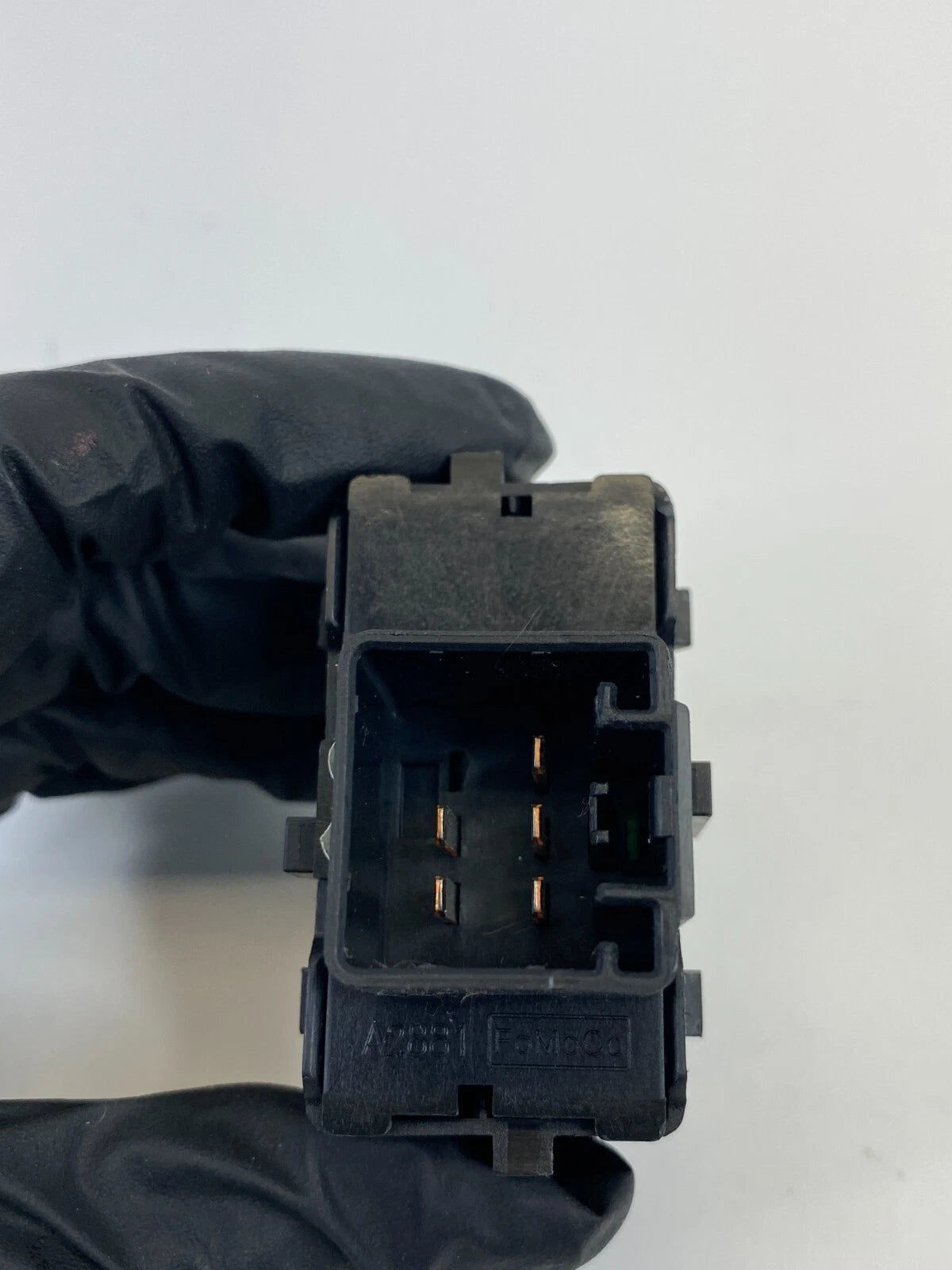 2007-2012 FOCUS ESCAPE REAR LEFT DOOR POWER WINDOW SWITCH 8L8T-14529-ABW OEM