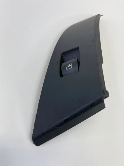 2004-2007 BMW 530I 525I REAR LEFT WINDOW CONTROL SWITCH W/ BEZEL 6951966 OEM