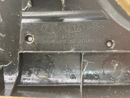 11-14 HYUNDAI SONATA REAR RIGHT DOOR ARMREST & WINDOW SWITCH BEZEL 93581-3S010