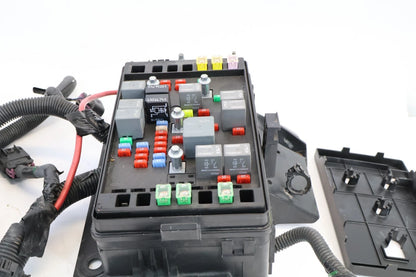 2002 2003 CHEVY TRAILBLAZER 4.2L ENGINE FUSE RELAY BOX JUNCTION BLOCK ASSY OEM
