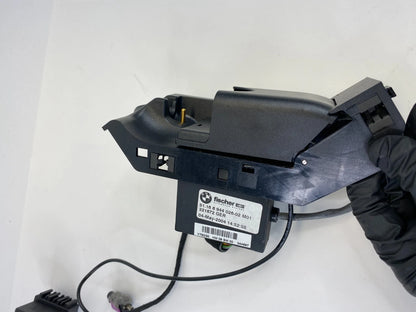 2004 2005 BMW 745I 745LI CONSOLE CHARGER PORT CELL MOUNT PHONE 51166944026 OEM