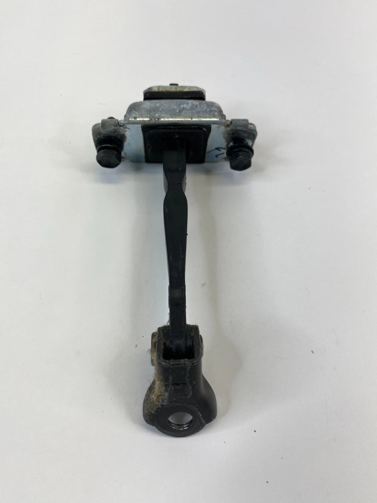 2006-2010 HYUNDAI SONATA SEDAN FRONT LEFT DOOR CHECK STOPPER CHECK STRAP HINGE