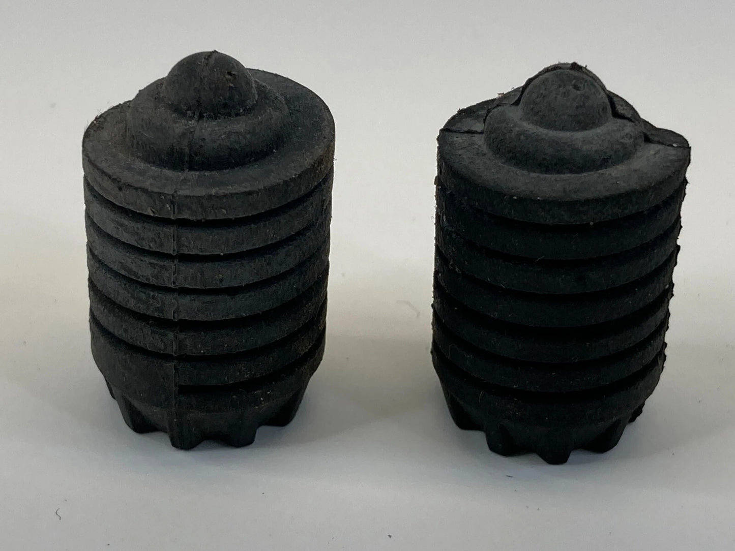 2002-2005 BMW 745I FRONT HOOD RUBBER CUSHION BUFFER STOPPER BUMPER SET PAIR OEM