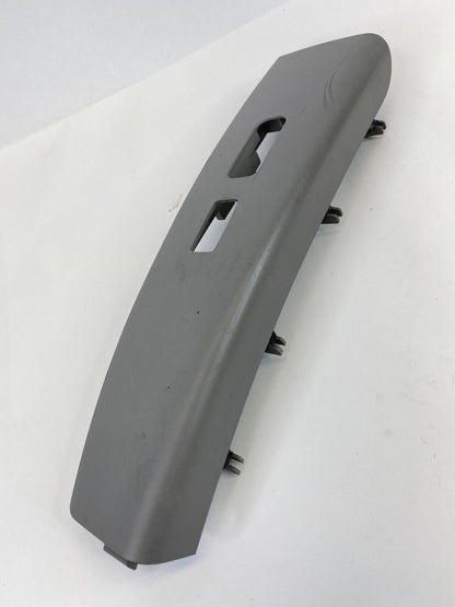 2007-2009 Hyundai Santa Fe Front Right Side Door Window Switch Cover Bezel Trim