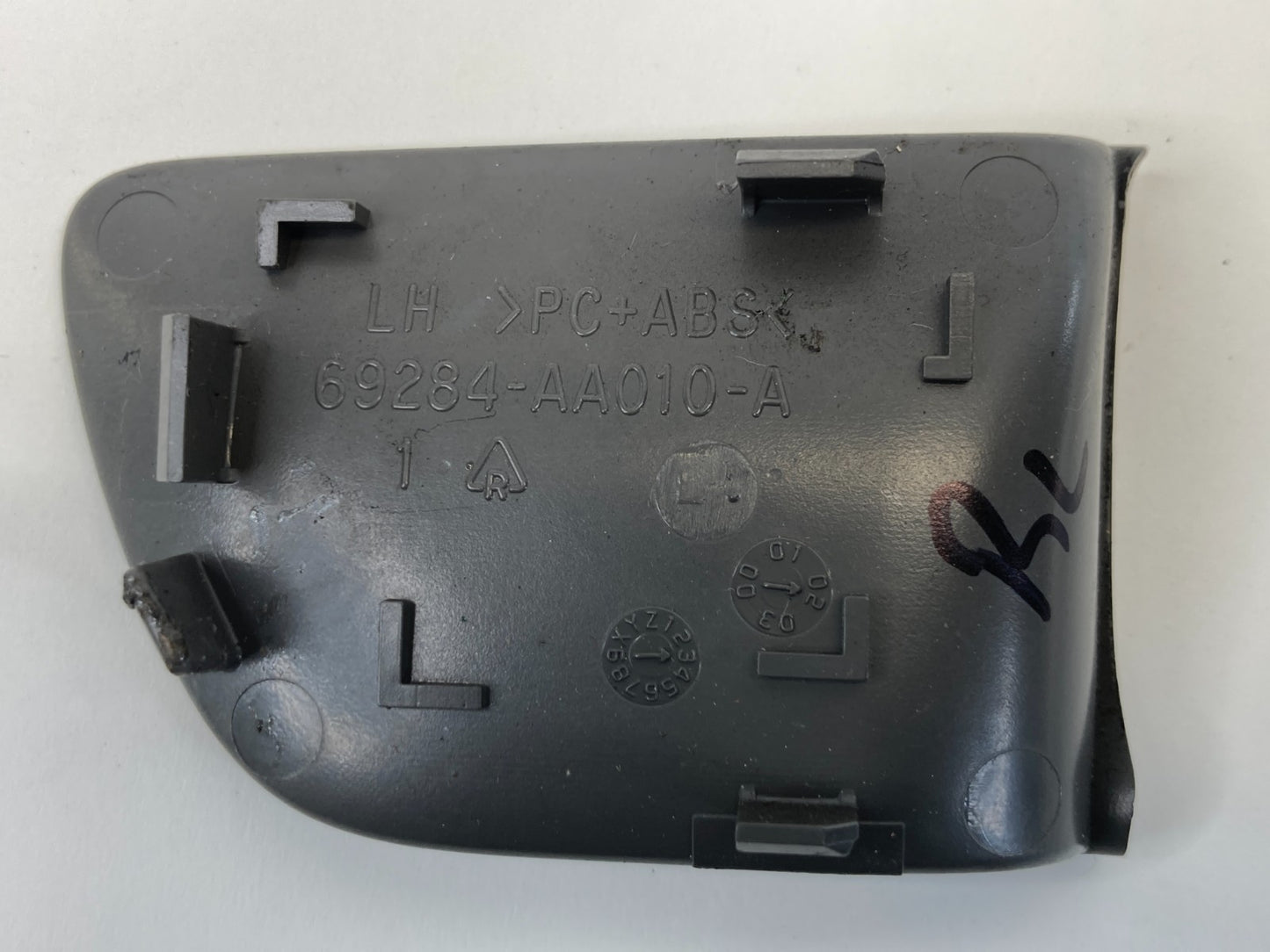 2002-2006 Toyota Camry Rear Left Inner Door Plug Screw Cover Trim 69284AA010A