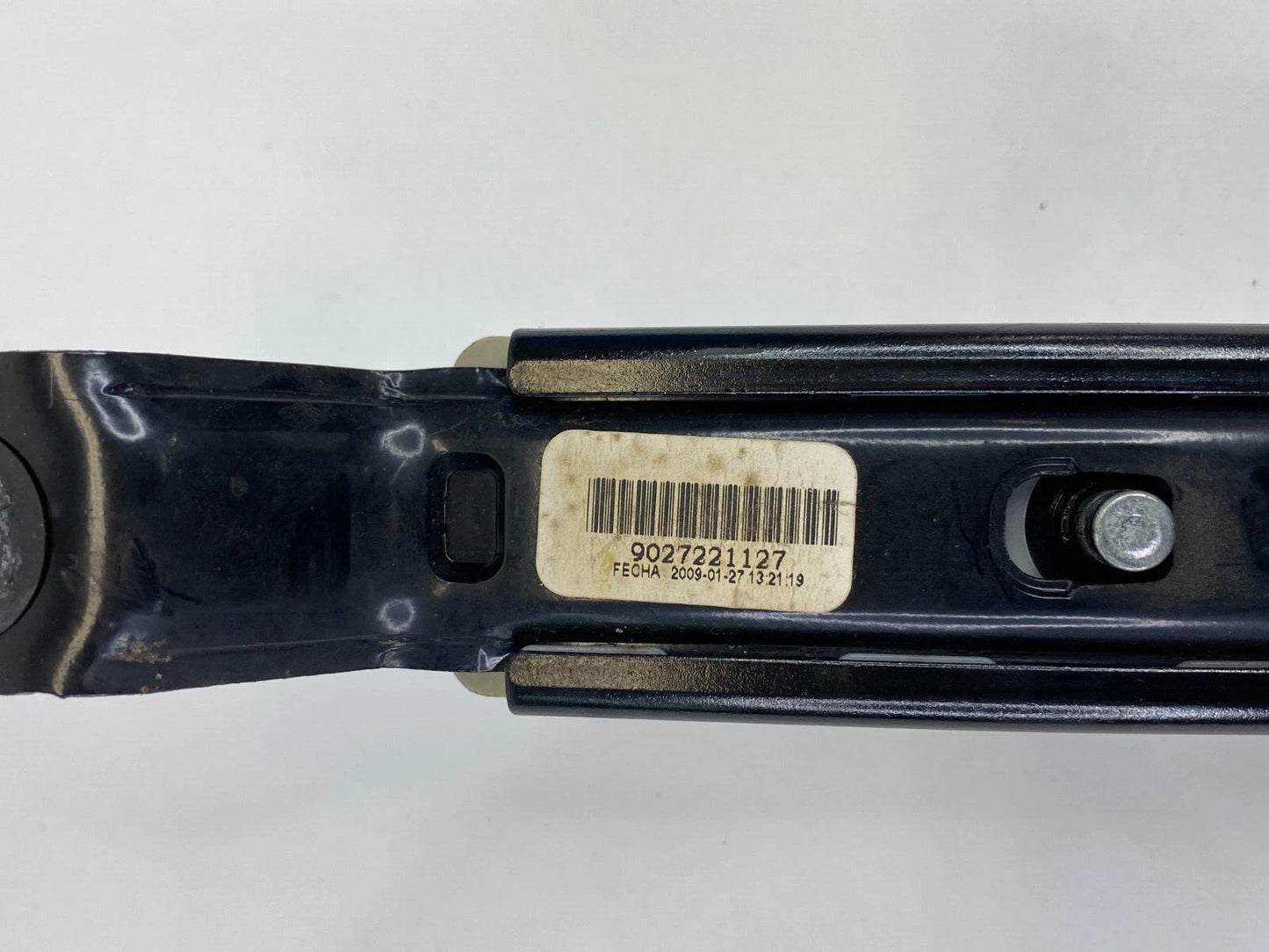 2007 2008 2009 NISSAN ALTIMA SEDAN FRONT SEAT BELT HEIGHT ADJUSTER OEM