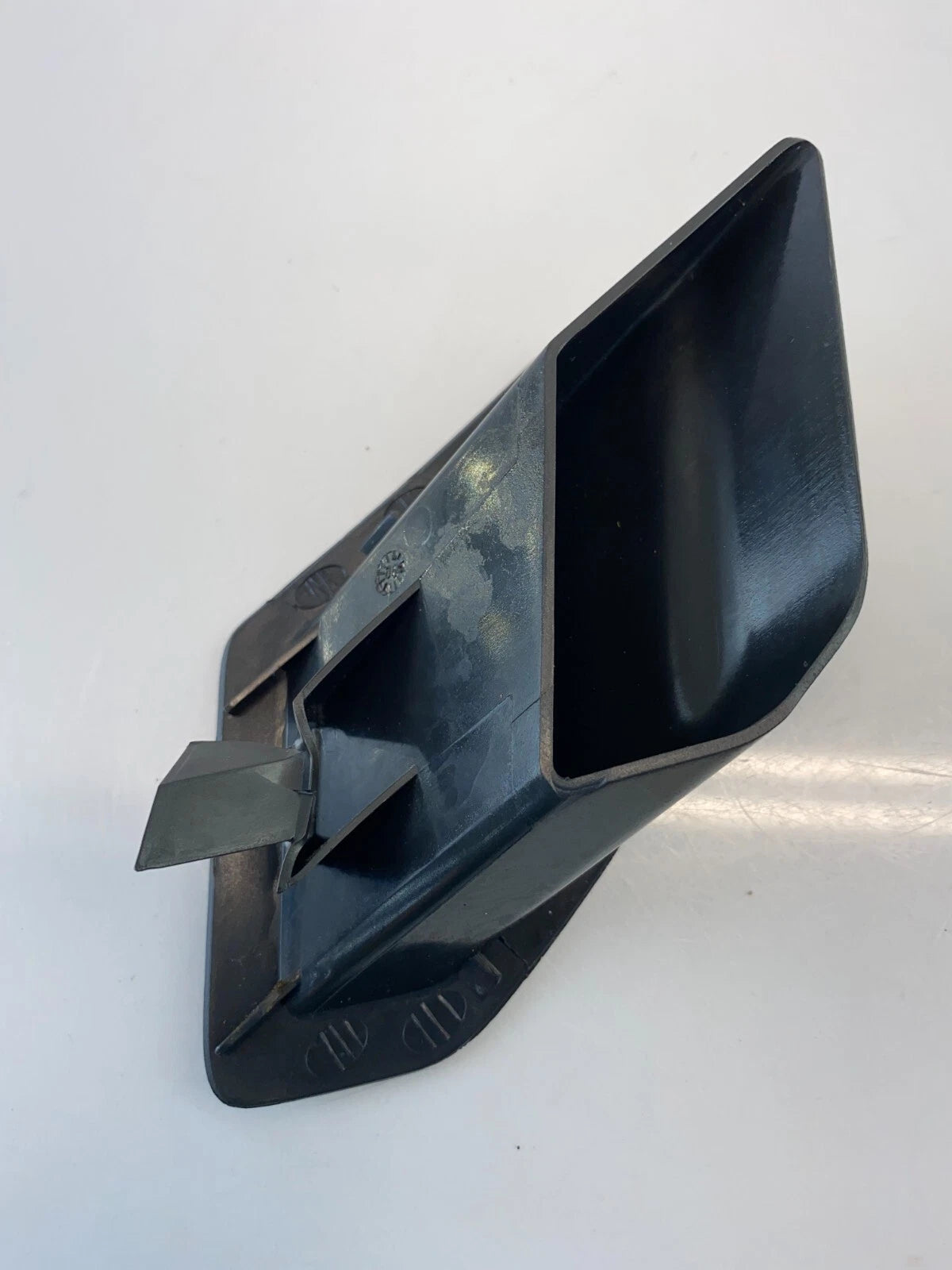 2005-2009 VOLVO S60 DASH UPPER A/C HEATER DEFROST AIR VENT GRILLE 9165755 OEM