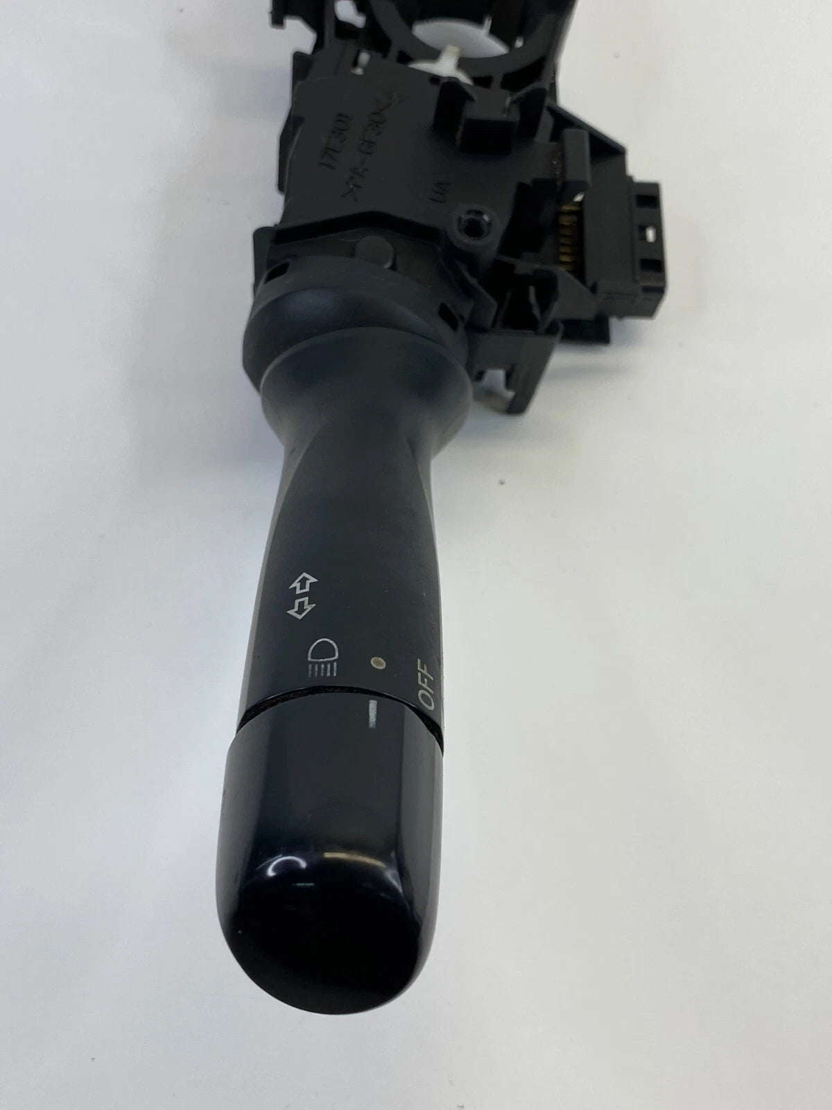 05-08 TACOMA 04-07 PRIUS COLUMN HEADLIGHT TURN SIGNAL CONTROL SWITCH 17F066 OEM