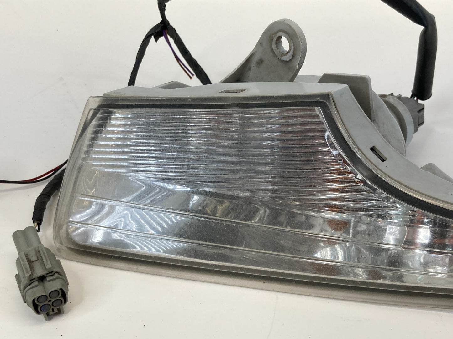 2013-2015 Nissan Altima Bumper Mounted Turn Signal Light Park Lamp Right Side