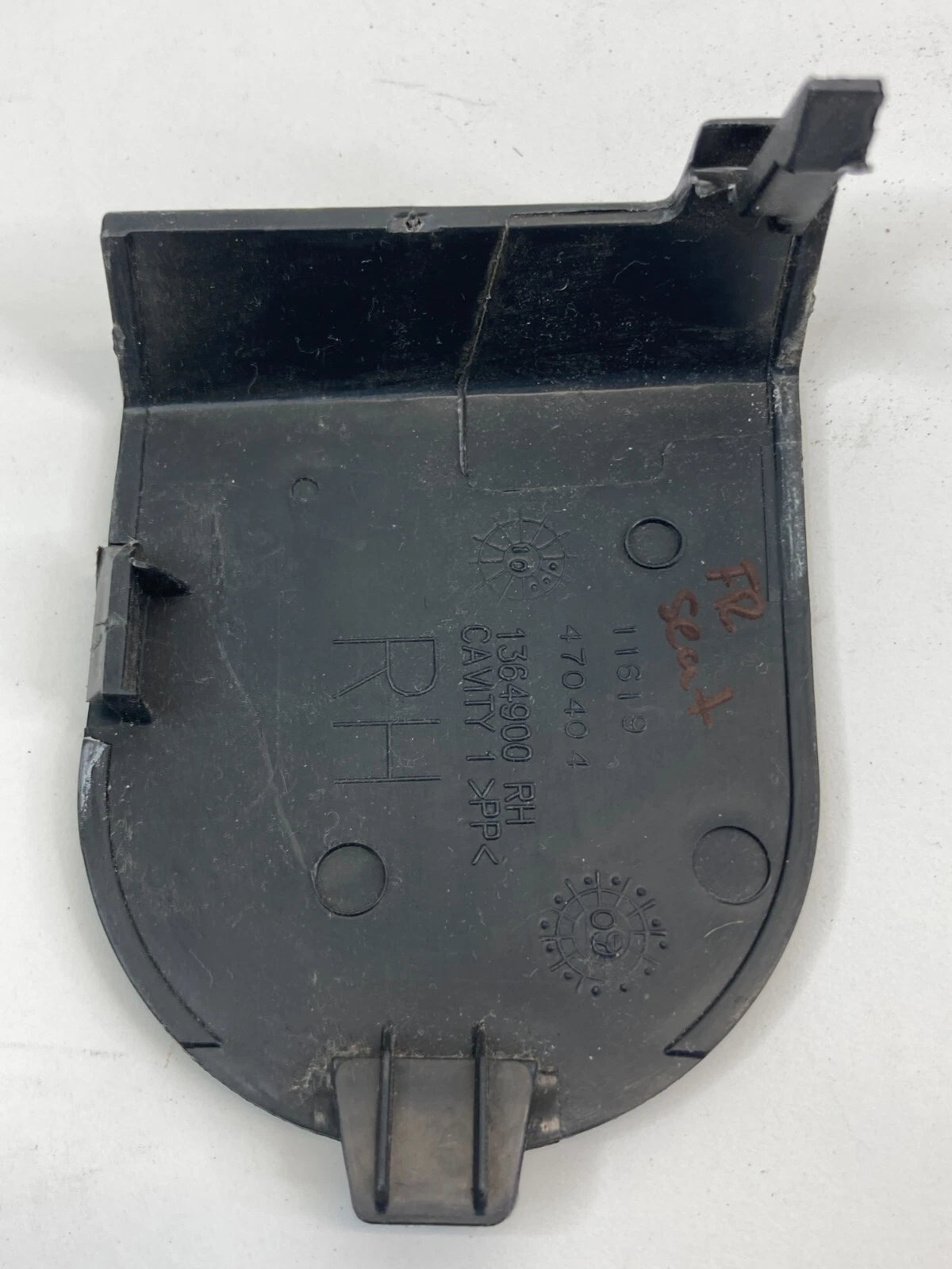 2010 2011 DODGE NITRO 09-12 LIBERTY REAR PASSENGER SEAT TRACK ANCHOR COVER TRIM