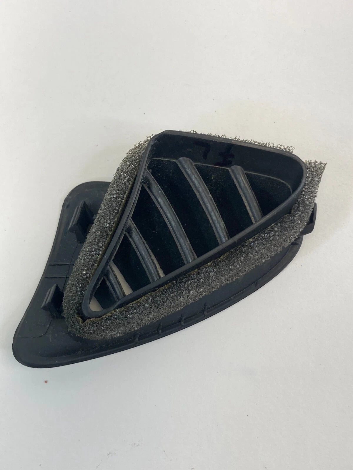 2012-2020 CHEVROLET SONIC DASH UPPER LEFT A/C AIR VENT DEFOGGER OUTLET GRILLE