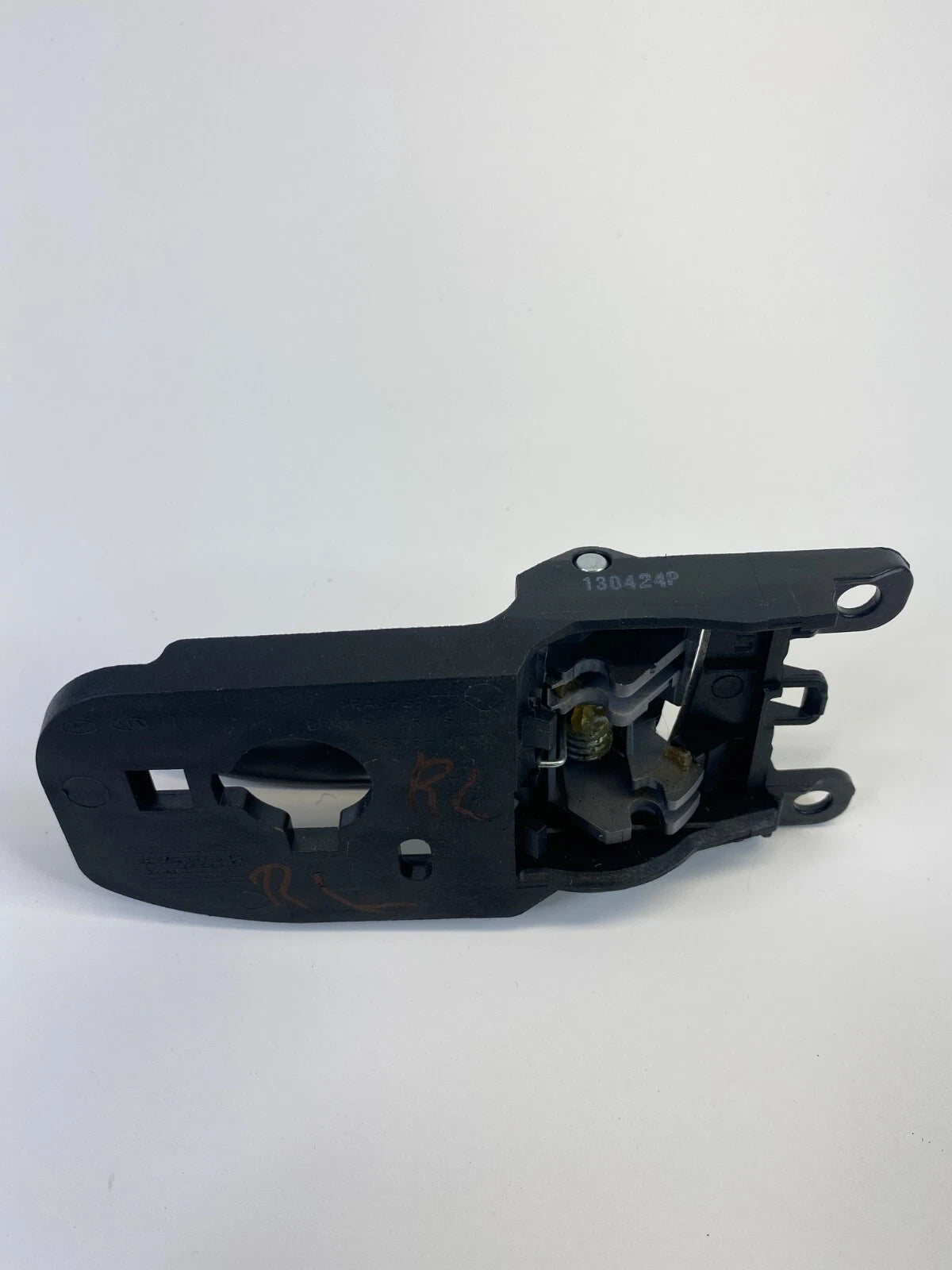 2011-2016 HYUNDAI ELANTRA REAR LEFT SIDE INTERIOR DOOR HANDLE 83613-MD000 OEM