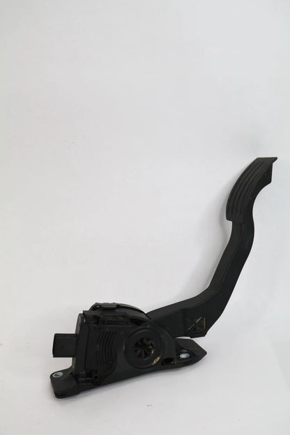 13-16 FORD ESCAPE 13-18 C-MAX GAS ACCELERATOR PEDAL W/ SENSOR OEM CV61-9F836-GB