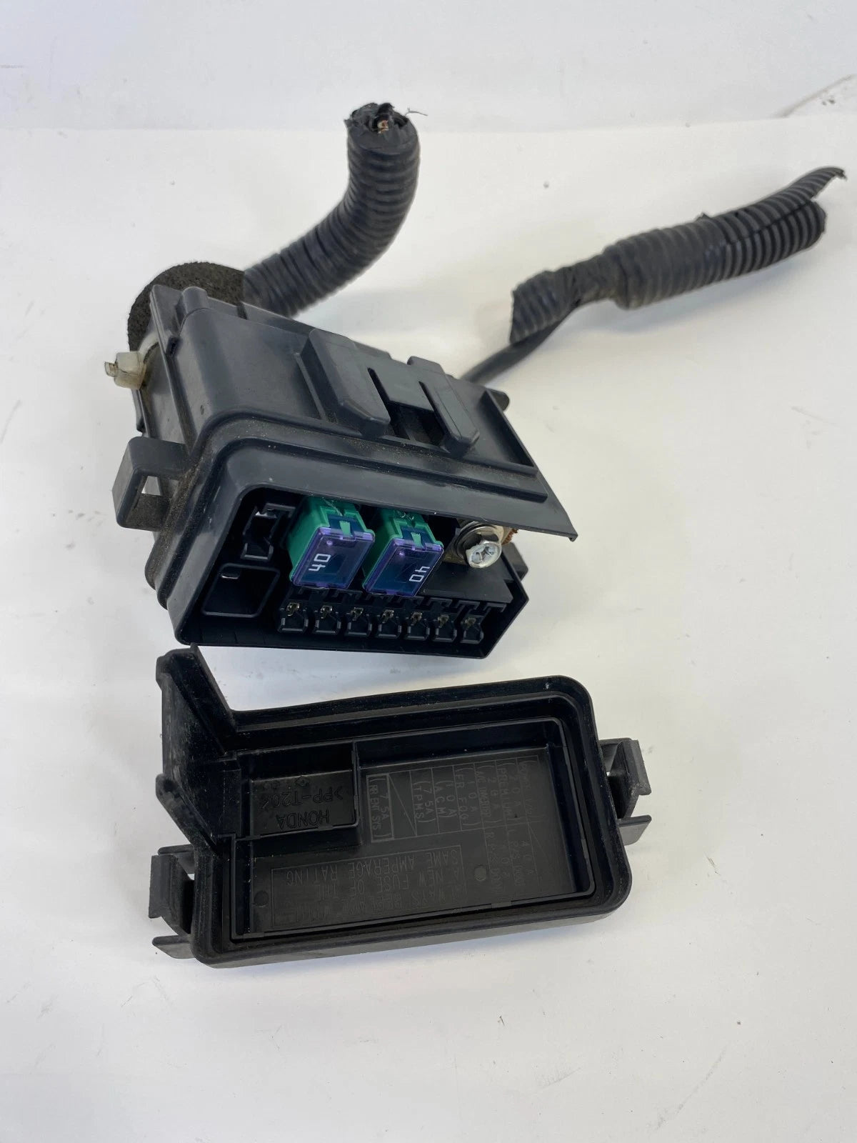 05 06 07 Honda Odyssey 3.5L A/T Engine Compartment Small Multi Relay Box Unit