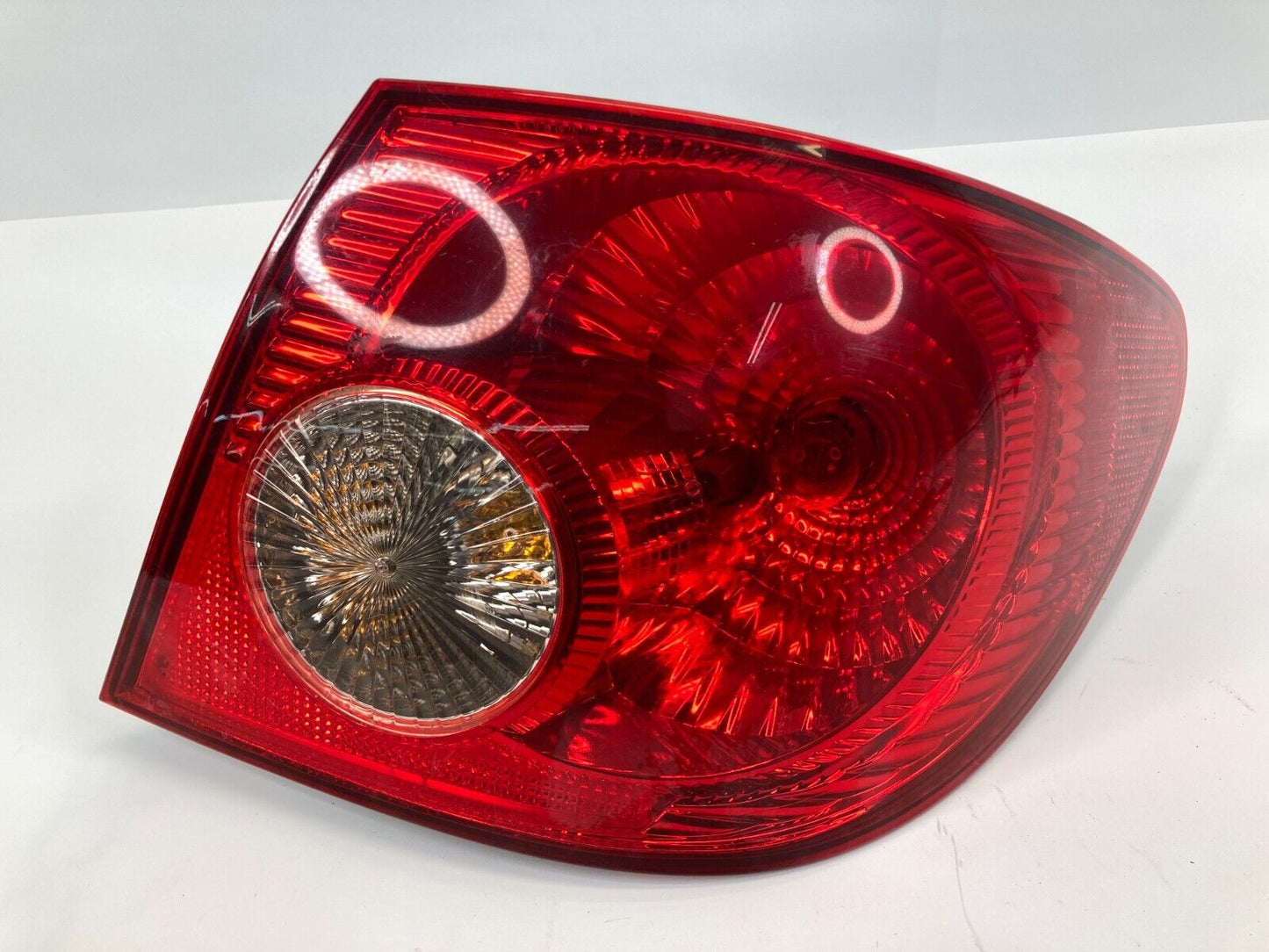 05-08 Toyota Corolla Sedan Rear Right Side Outer Tail Light Taillight Lamp OEM