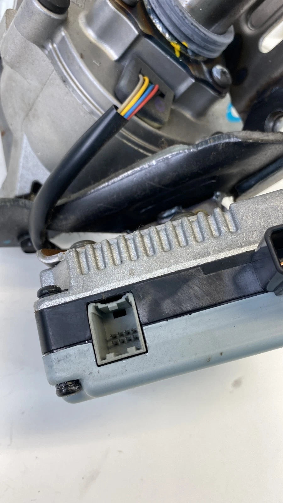 11–14 HYUNDAI SONATA W/O SMART KEY 2.4L AT POWER STEERING COLUMN 56300-3Q200