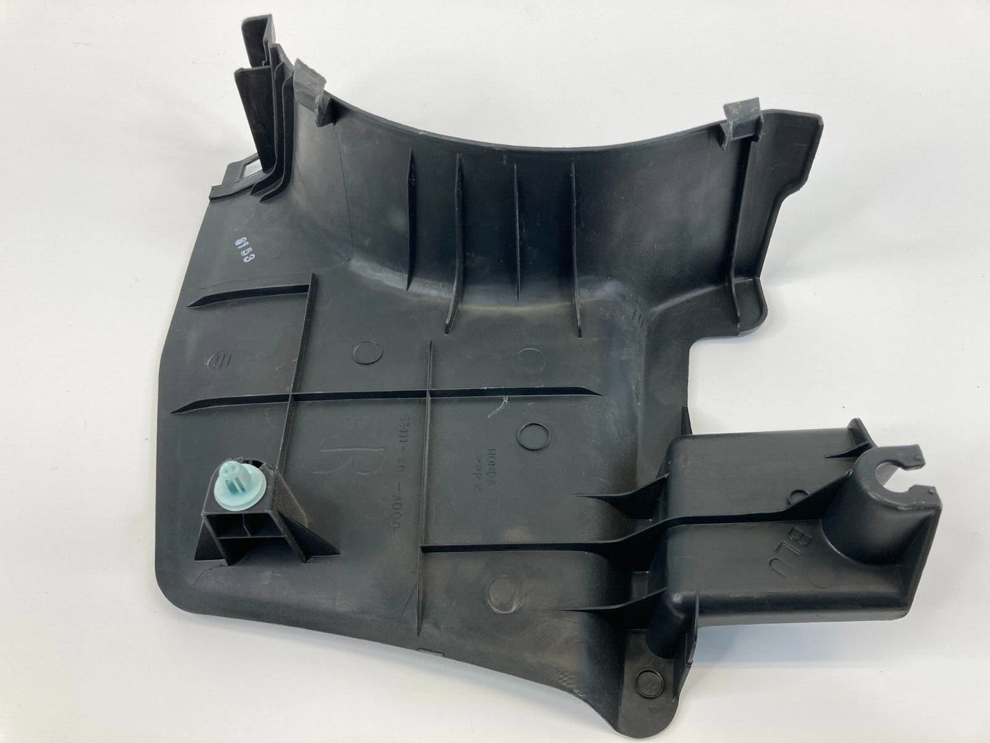 03-07 HONDA ACCORD RIGHT PASSENGER SIDE KICK PANEL INTERIOR COVER 83111SDAA000