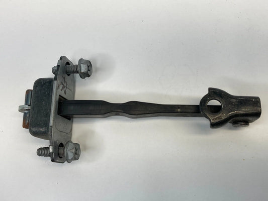 2007-2013 SUZUKI SX4 HATCHBACK FRONT RIGHT PASSENGER DOOR CHECK STOP DETENT OEM