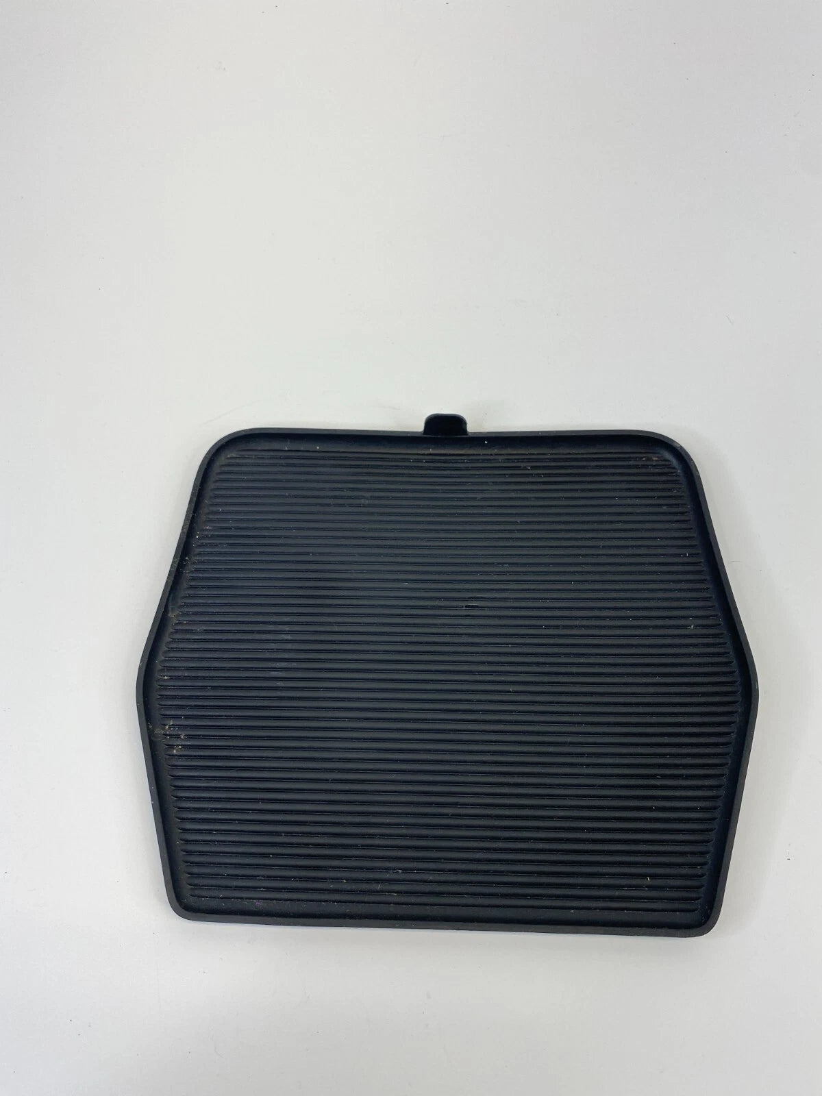 2008-2012 FORD ESCAPE CENTER CONSOLE RUBBER INSERT MAT 8L84-78047A74-A OEM