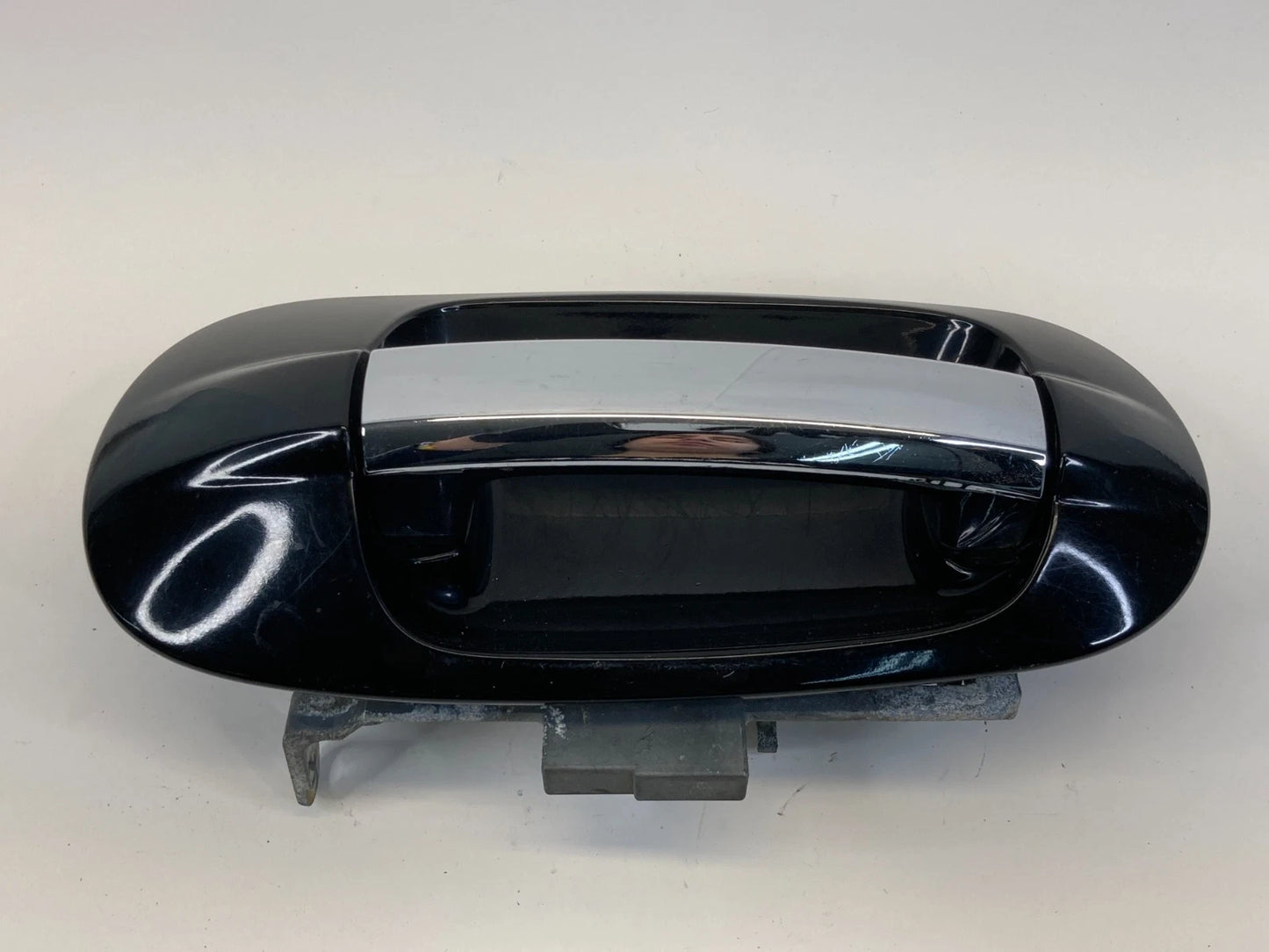 2003-2014 FORD EXPEDITION REAR LEFT SIDE EXTERIOR DOOR HANDLE ASSEMBLY OEM