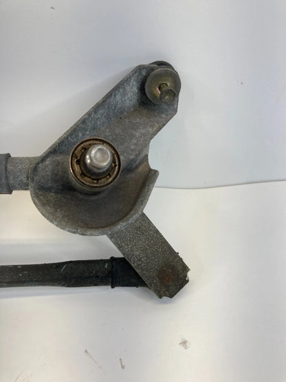 2001-2005 TOYOTA RAV4 FRONT WIPER MOTOR & LINKAGE MECHANISM 85110-42130 OEM