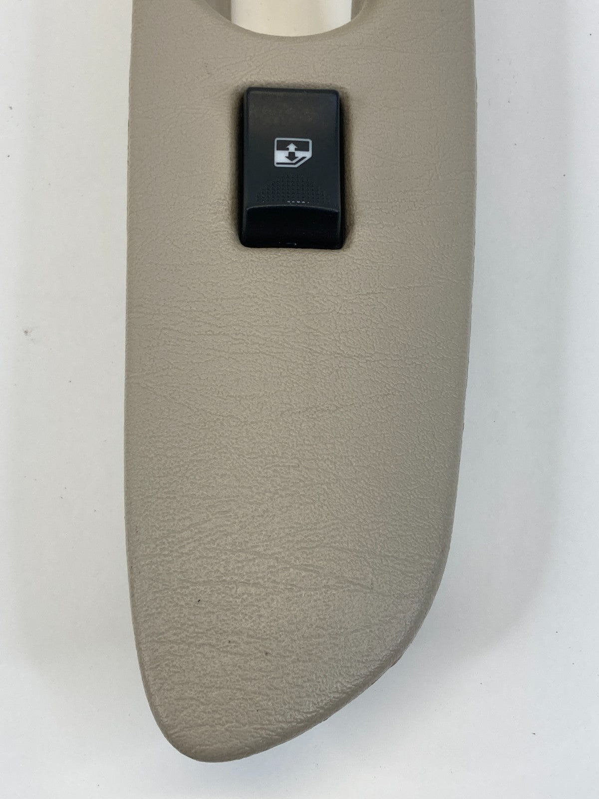 2000-2005 Chevy Monte Carlo Front Right Door Window Switch W Trim 10291206 OEM