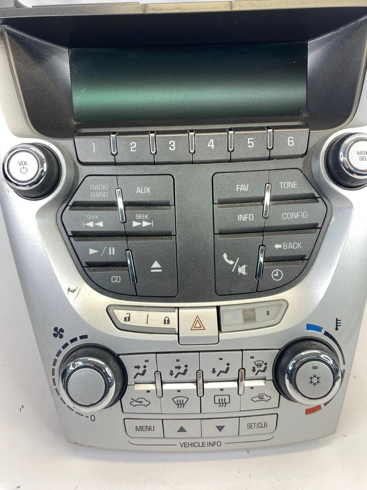 2010 2011 CHEVY EQUINOX FRONT DASH A/C CLIMATE CONTROL SWITCH W/RADIO SCREEN